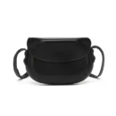 SADDLE CURVE TREND SHOULDER BAG - Black